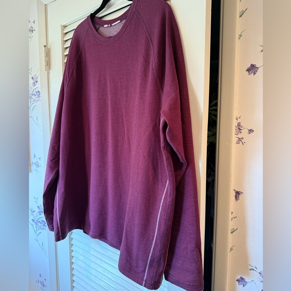Tommy Bahama Long Sleeve Reversible Top in Size XL - Picture 3 of 8